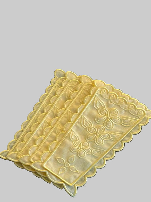Range-couverts ALMA en lin brodé couleur Jaune – Lot de 4